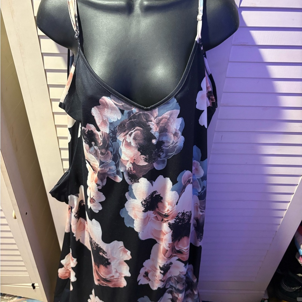 Source Unknown Black Floral Maxi Dress